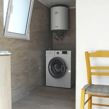 Apartament Ioannis At Skonizo